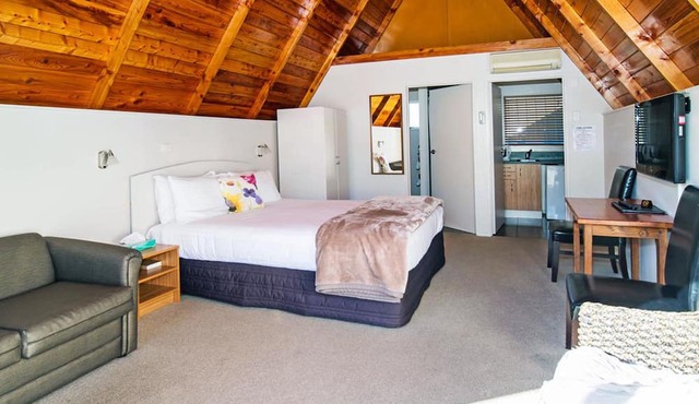 Mountain Chalets Motel in Twizel