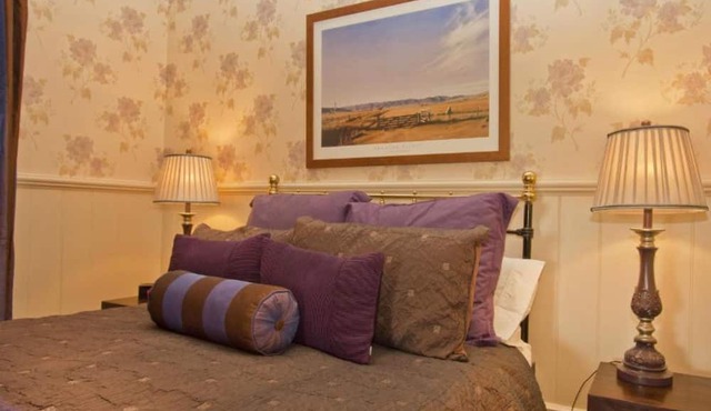 Lilac Rose Boutique Bed and Breakfast in Christchurch