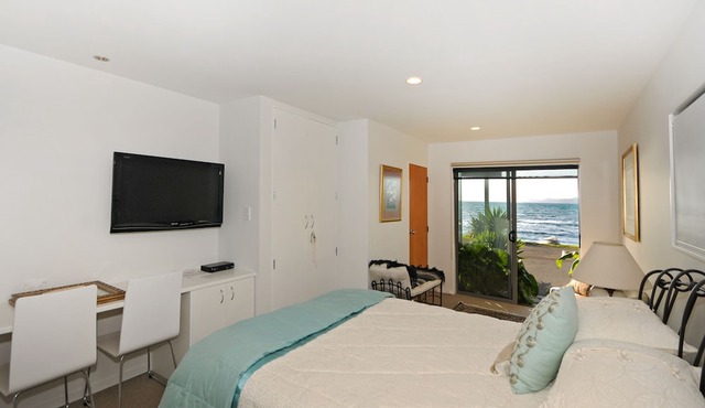 Kapiti Waves Beach Retreat