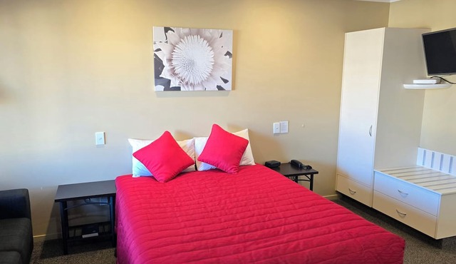 Discovery Motor Lodge