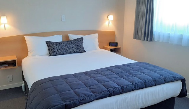 Central Motor Lodge