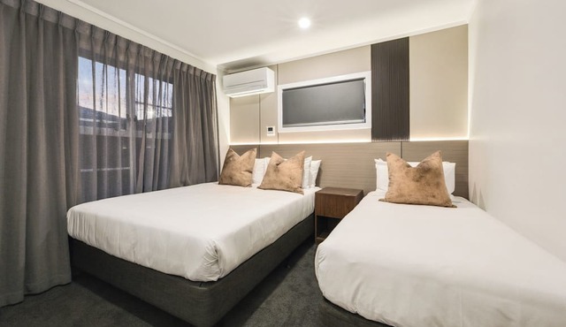 Aroha Motel