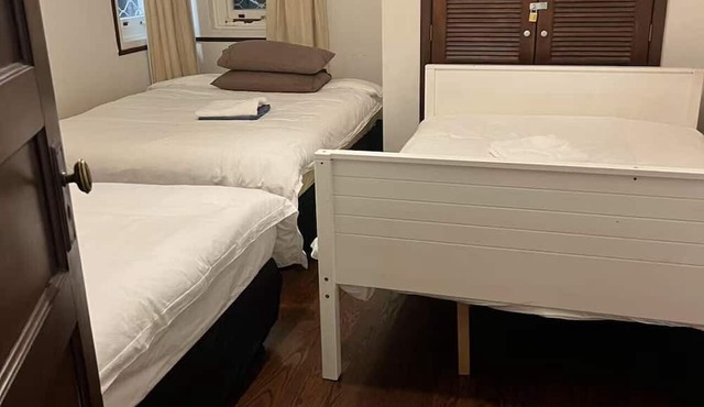 4 double 2 sofa beds in a apartment