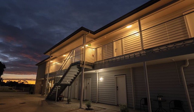 Yates Park Motel