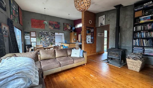 Winter Hideout in Hawea Flat