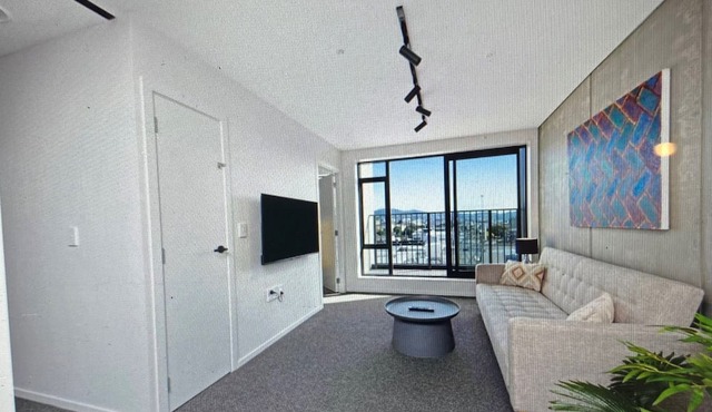 Modern sunny apartment close to central wellington in Wellington