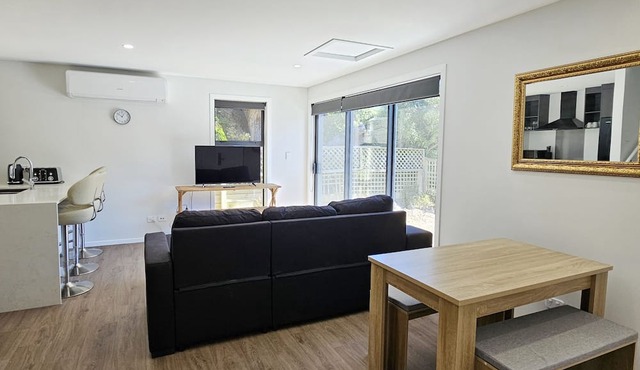 A newly built 3 Bedroom and Garage home at the city fringe!