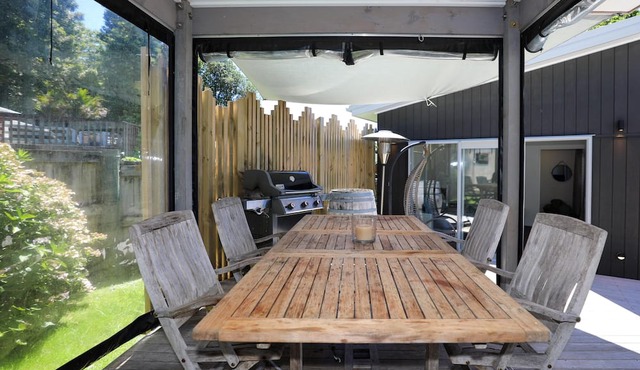Kereru Rest - Quirky Two Bedroom Pod Style Lake House | Lake Tarawera in Rotorua