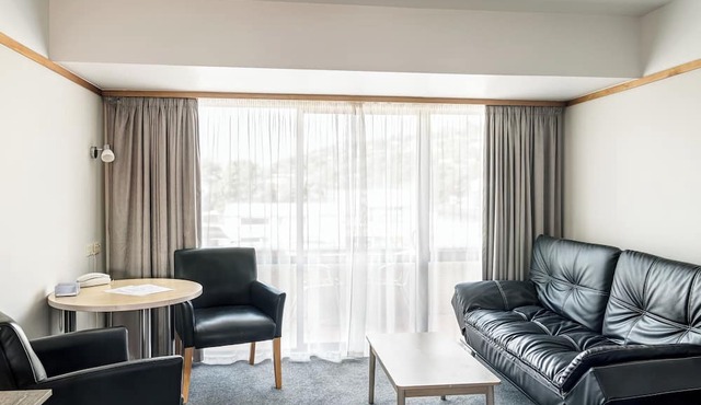 The Beachcomber Hotel in Nelson