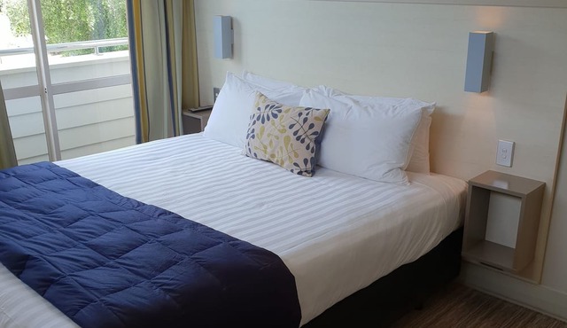 Hananui Lodge and Apartments in Russell