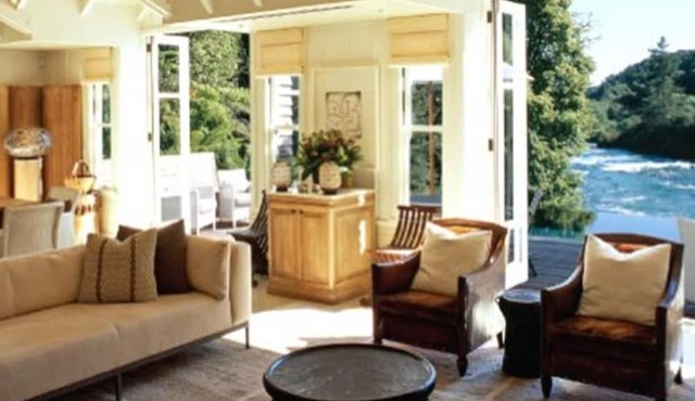 Huka Lodge, Beckons