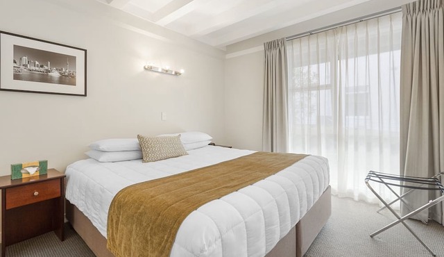 The Parnell Hotel & Conference Centre