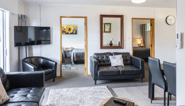 Dunrovin Motel