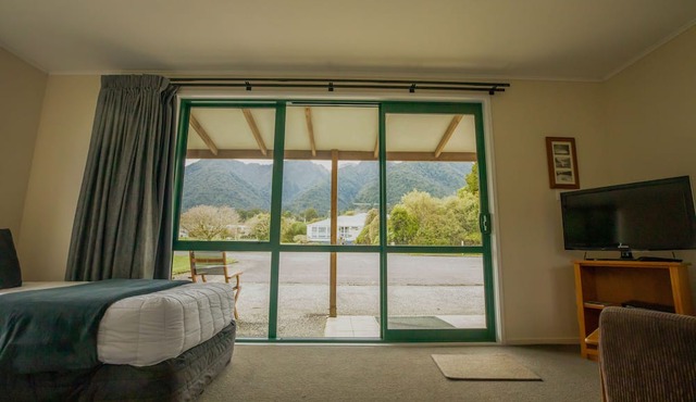 Rainforest Motel in Fox Glacier