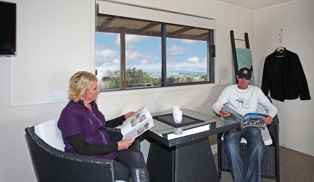 Auckland Country Cottages