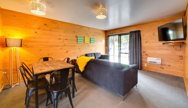 Wellington TOP 10 Holiday Park