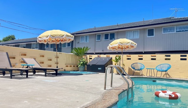 Mount Eden Motel