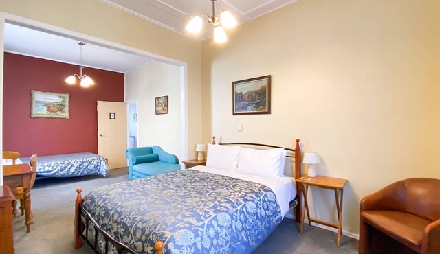 Tongariro Crossing Lodge