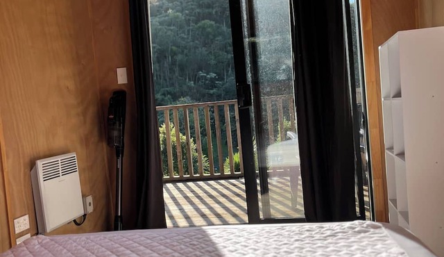 Welcome Bay Hot Pools and Accommodation