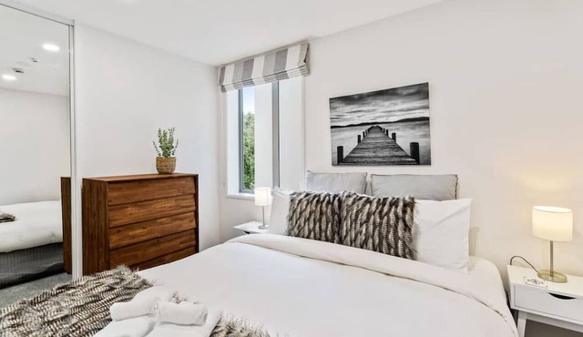 Hideaway Apartment with Pool & Free Parking