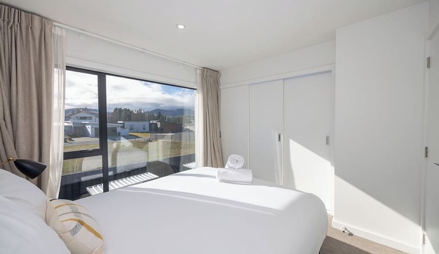 Alpine Junction Townhouse Apartments in Albert Town