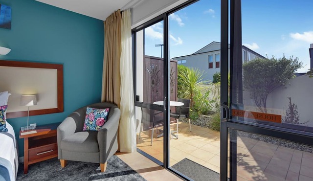 DeLorenzo's Studio Apartments in Nelson