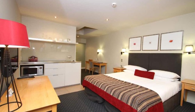 Bentleys Motor Inn