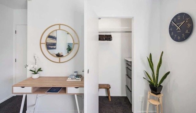 Comfy stylish Central Wellington studio