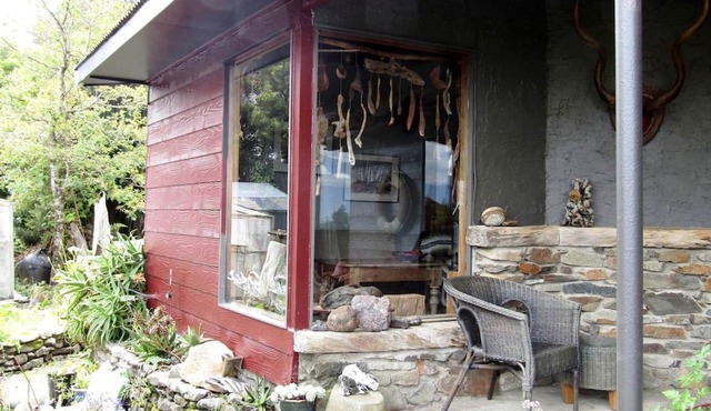 Secluded Cabin Getaway near Punakaiki, South Island, New Zealand in Runanga