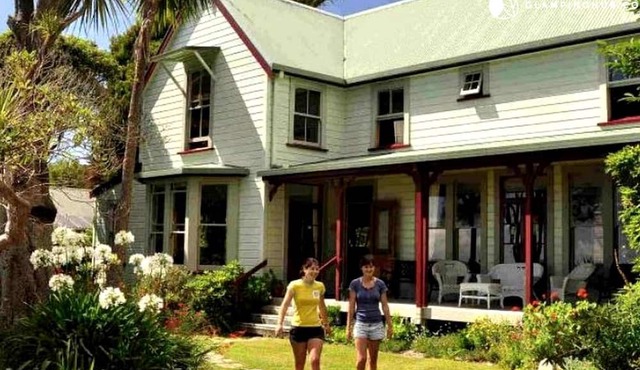 Luxury All-Inclusive Waterfront Lodge Rental for Tasman Bay Holiday in Motueka, New Zealand in Motueka