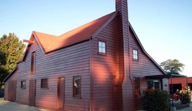 Charming Vacation Rental with a Private Courtyard in Beautiful Tai Tapu, South Island, New Zealand in Halswell