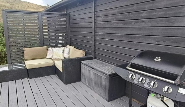 Picturesque Waiuku Accommodation with Amazing Views for Secluded Romantic Getaways, NZ in Otaua
