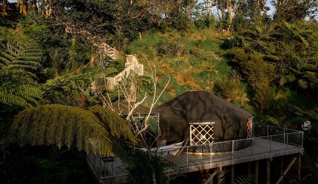 Stylish Yurt with an Outdoor Bathtub for Luxury Camping in Taranaki, North Island in Oakura