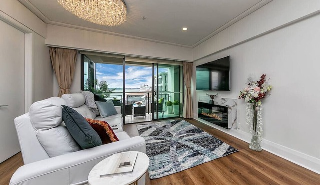 Viaduct Victory Sub Penthouse in Auckland