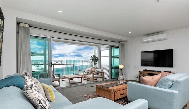 QV Stays Spacious Waterfront Suite