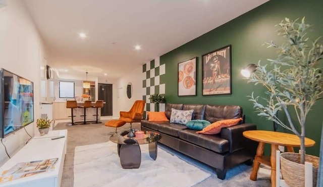 The Riccarton Niche - Sleek 2-Bedroom Urban Pad in Christchurch