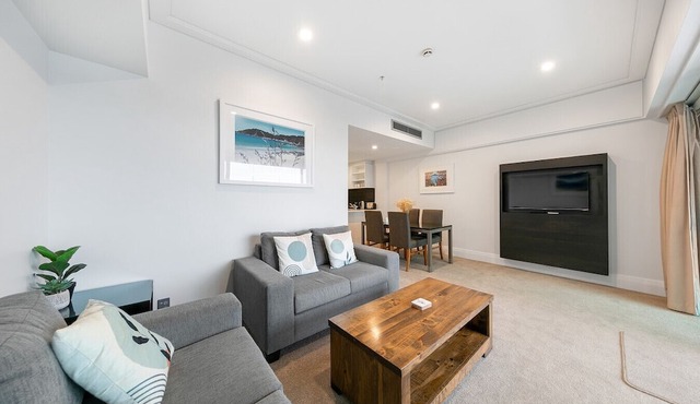 Stunning Auckland Harbour Views