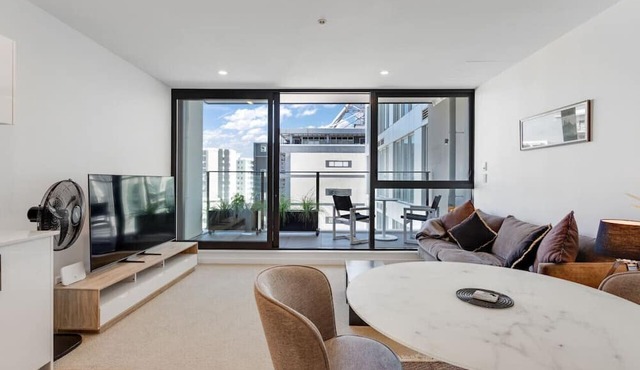 The CityScape Apartment with Wi-Fi and Balcony
