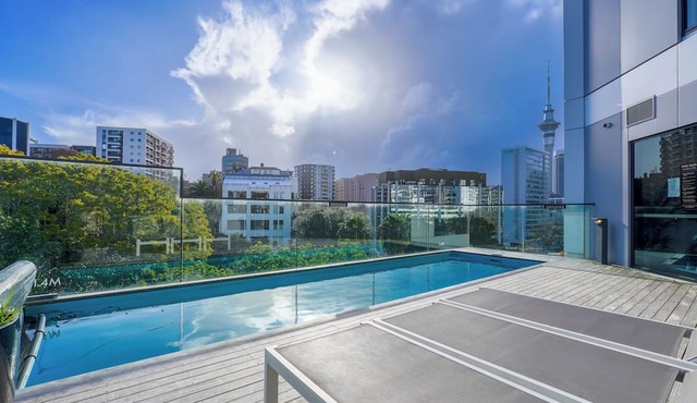 Stylish 2-Bedroom Apartment in Central Auckland