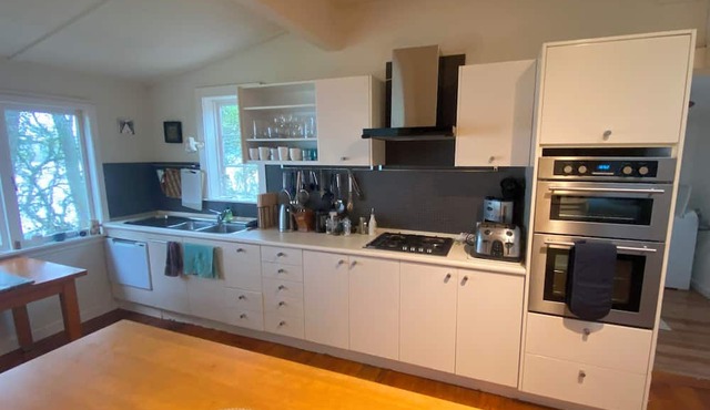 NEW! Private beach, your own olive grove – A holiday of a lifetime! in Mangawhai