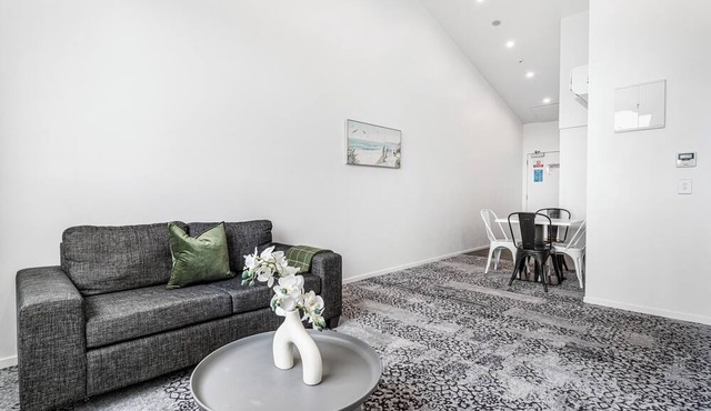 Layard Apartments 532 – West Auckland Apartment in Auckland