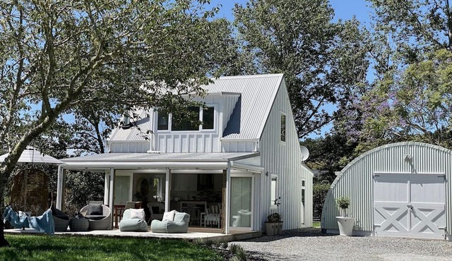 Songbird Cottage - a luxury dog friendly hideaway