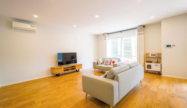 Your Holiday Retreat in Long Bay in Auckland