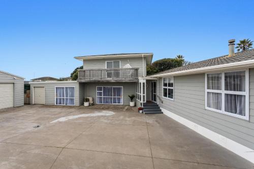 Coastal Haven Retreat - 4 Bedrooms in Ohope