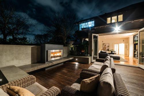 Bel Air Mansion - Sleeps 12 Villa in Christchurch