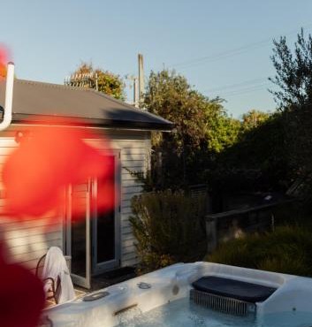 The Vintage Cottage in Auckland