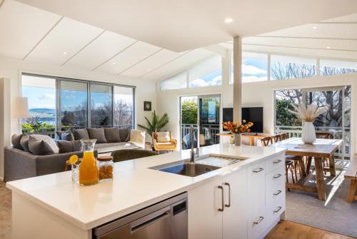 Views on Beachman in Taupo