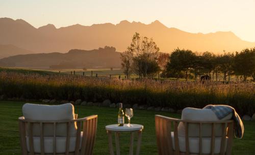 Maunga Tipu Luxury Accommodation in Manapouri