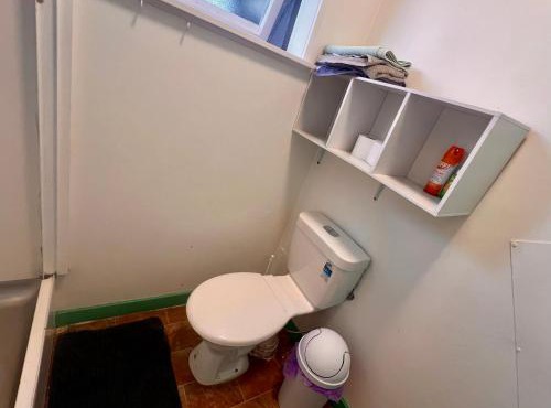 Rustic BnB, Self Check In, Lower Level Guest Unit