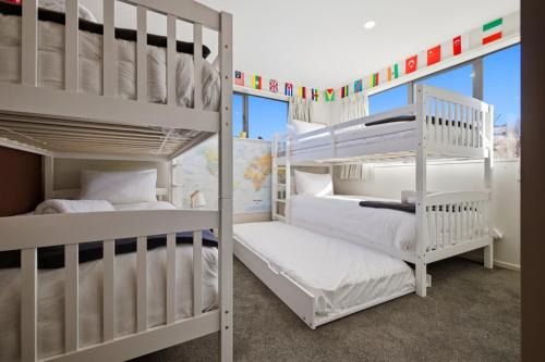 3BRD large family house in Spreydon - 5 mins drive to CBD in Christchurch